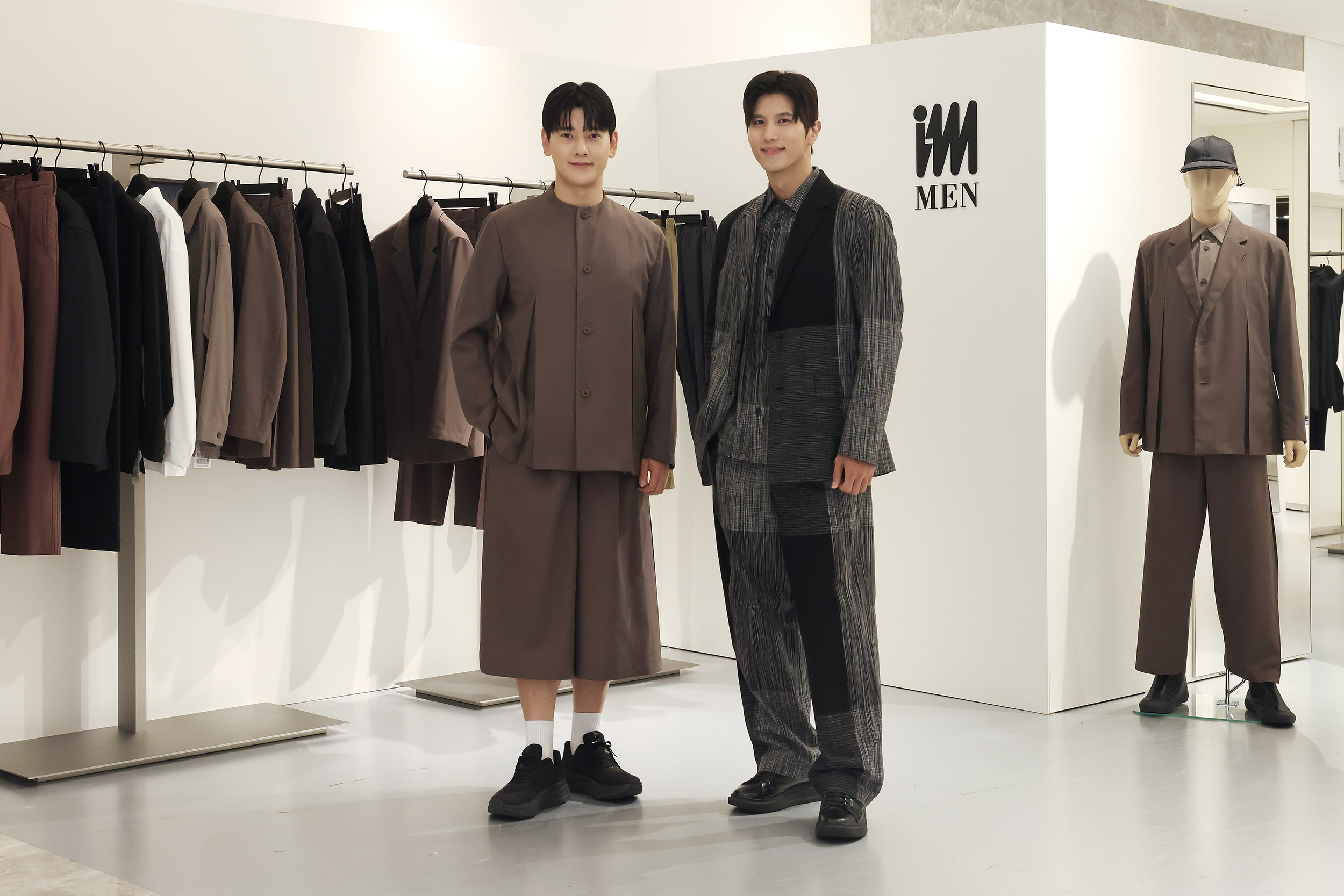 신세계백화점 강남점, 이세이미야케 남성복 '아임맨' 팝업 오픈  3-Image